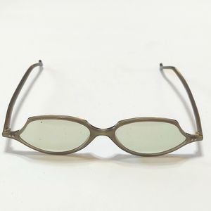 NWOT Ladies Olive Frame Lightly Shaded Lens X Creation Sunglasses